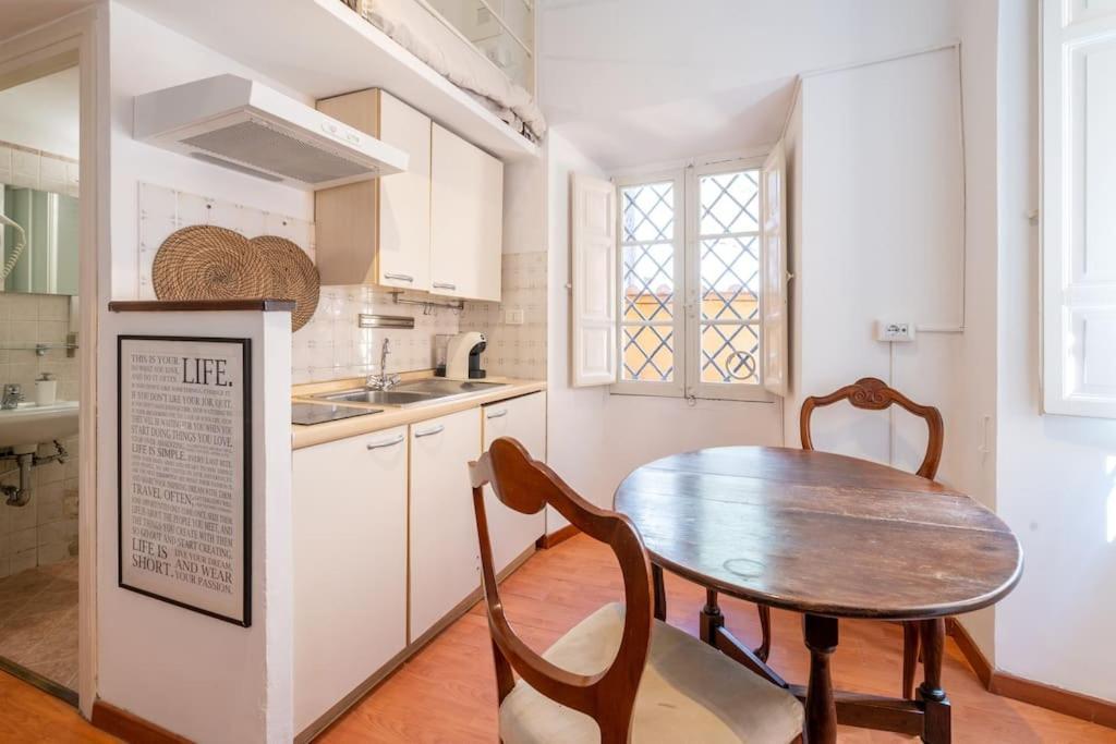 Tiny House Nel Cuore Di Roma Ngoại thất bức ảnh